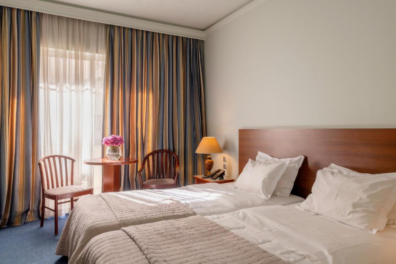 Hotel Kierion Kardítsa Exteriör bild