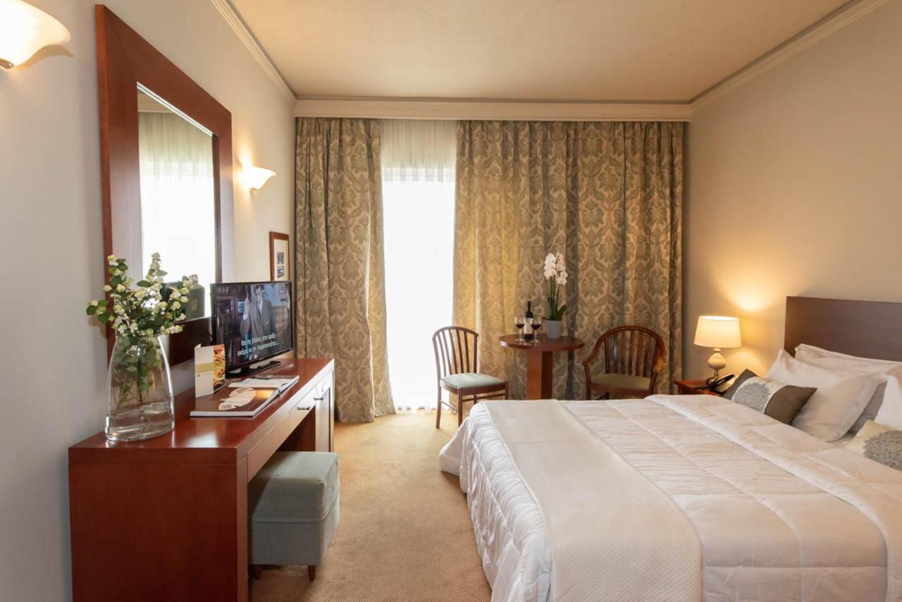 Hotel Kierion Kardítsa Exteriör bild